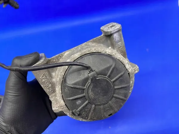 AUDI S4 B8 3.0 TFSI Moottorituki 8R0199381AE image 2