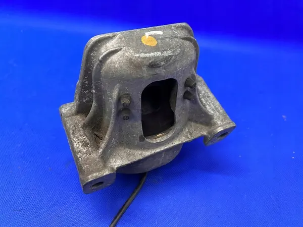 AUDI S4 B8 3.0 TFSI Moottorituki 8R0199381AE image 5