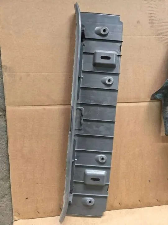 Cubierta cerradura maletero BMW 3 E90 OEM 7059258 image 2
