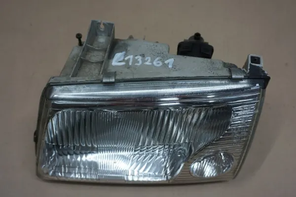 Hyundai Galloper Vasen etuvalo OEM GALLOPER LAMPA LEWY PRZÓD 13261 image 6