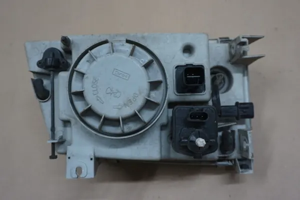 Hyundai Galloper Vasen etuvalo OEM GALLOPER LAMPA LEWY PRZÓD 13261 image 8