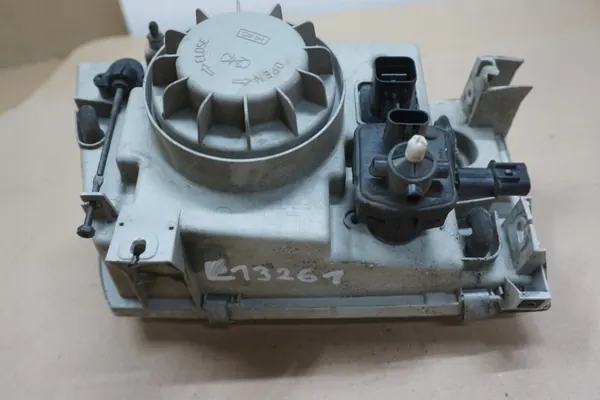 Hyundai Galloper Vasen etuvalo OEM GALLOPER LAMPA LEWY PRZÓD 13261 image 9