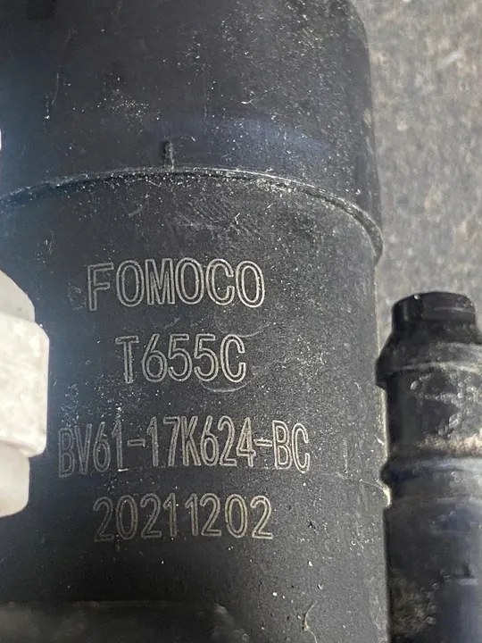 FORD FOCUS MK3 Windshield Washer Motor BV6117K624-BC image 4