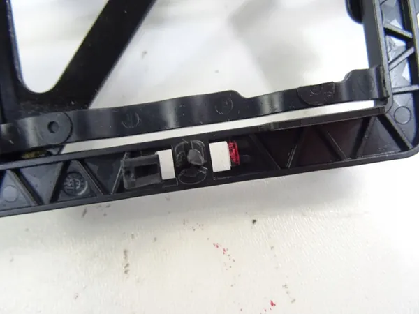 Nissan X-Trail IV T33 Suporte de Radar Frontal OEM H1070500E00 image 5