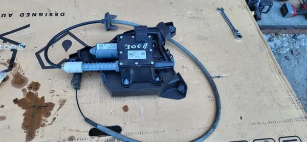 Travão Elétrico OEM 9673094880 para Peugeot 3008 image 2