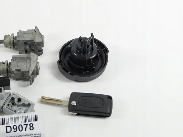 Cylindre de serrure de clé d'allumage et bouchon de carburant Peugeot 3008 I image 4