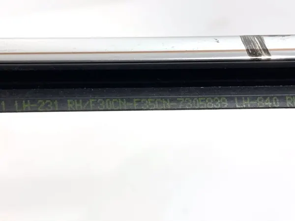 OEM etu-oikea kaavinauha BMW F31:lle image 4