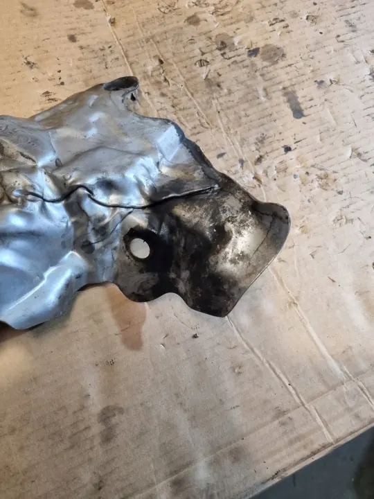 Écran thermique turbo OEM 2 pour Renault Master III image 5