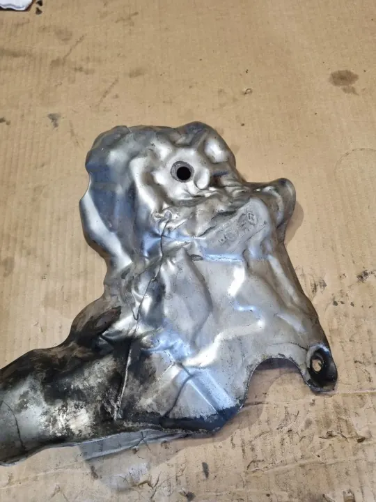 Écran thermique turbo OEM 2 pour Renault Master III image 6