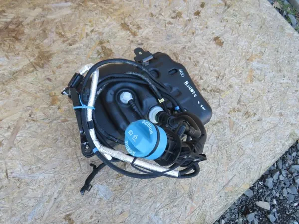 Tanque AdBlue OEM 16212H0355 para Opel Insignia A image 5