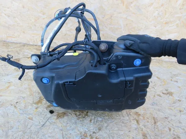 Tanque AdBlue OEM 16212H0355 para Opel Insignia A image 7