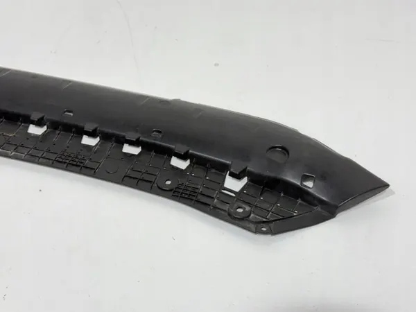 Protector bajo parachoques delantero Audi A6 E-Tron OEM 85E807611 image 4