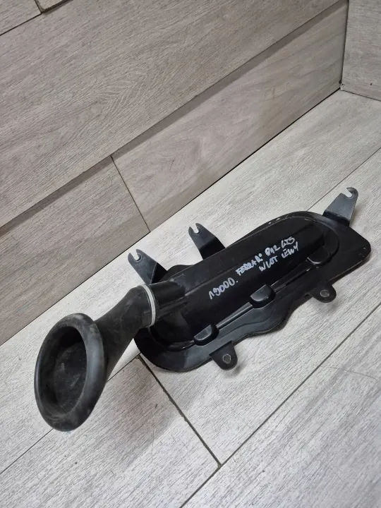 Toma de aire del guardabarros izquierdo Ferrari 812 GTS OEM 879675 image 4