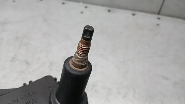 Heckwischermotor VW Lupo 6X 1.0B 02R 6X0955711D image 8