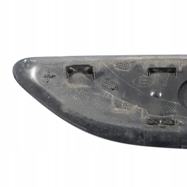 FK72-280B10-A Framhöger Stänkskärm Luftintag - Land Rover image 9