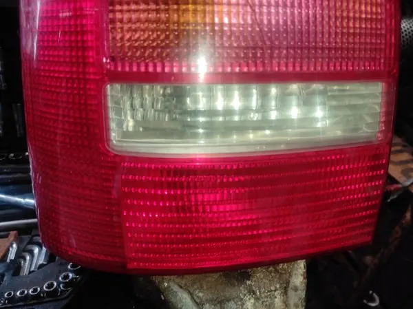 Luz trasera izquierda Audi A4 B5 Kombi image 2