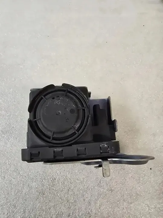 Sirene de alarme Volvo XC40 OEM 31652493 - Usado image 2