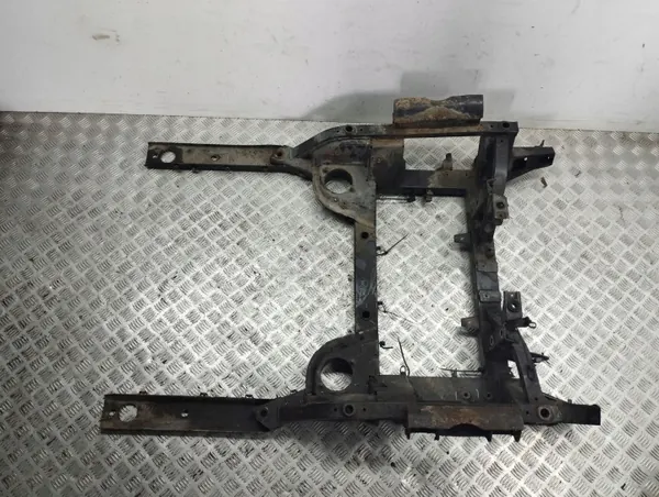 Subchasis delantero Maserati AMD93598 - Pieza OE usada image 2