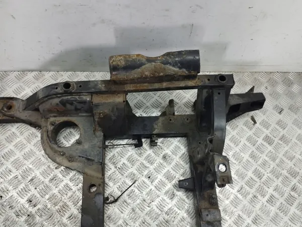 Subchasis delantero Maserati AMD93598 - Pieza OE usada image 3