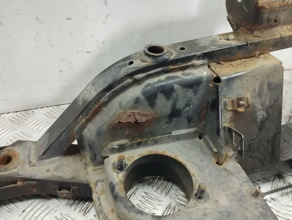 Subchasis delantero Maserati AMD93598 - Pieza OE usada image 6