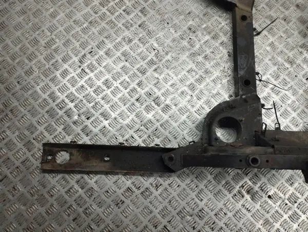 Subchasis delantero Maserati AMD93598 - Pieza OE usada image 8