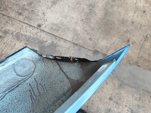 RENAULT MEGANE III Höger Framskärm OEM image 6