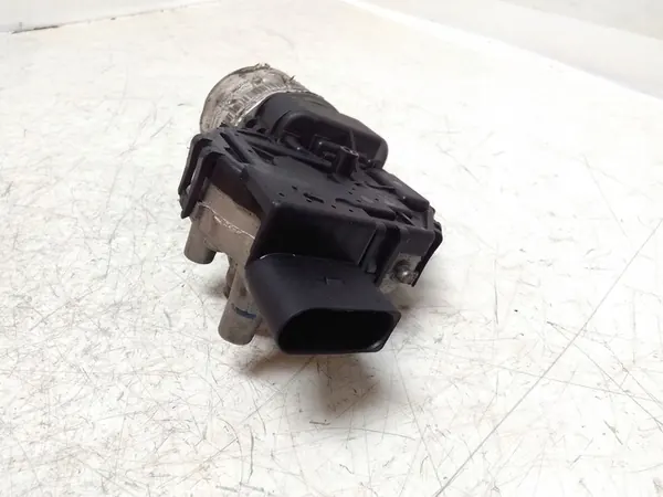 Frontscheibenwischermotor Passat B5 0390241505 image 4