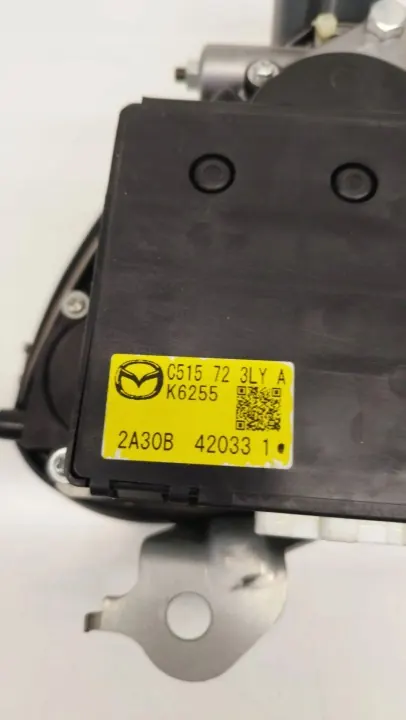 Motor de puerta corredera derecha Mazda 5 2012 OEM C515723LYA image 7