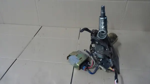 CLIO II LIFT 1.2B Direção Assistida Elétrica 8200061924 image 7