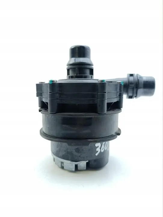 Mercedes vattenpump OEM A0005003700 - Begagnad image 4