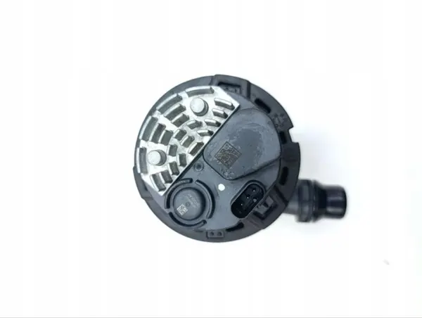 Mercedes vattenpump OEM A0005003700 - Begagnad image 6