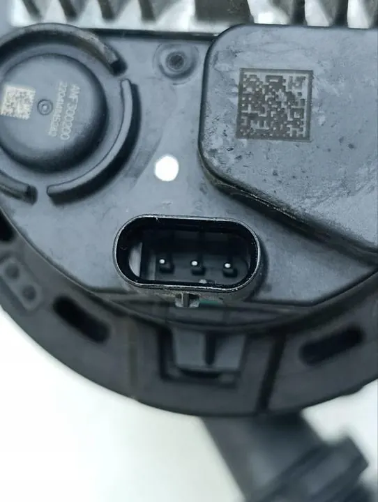 Mercedes vattenpump OEM A0005003700 - Begagnad image 7