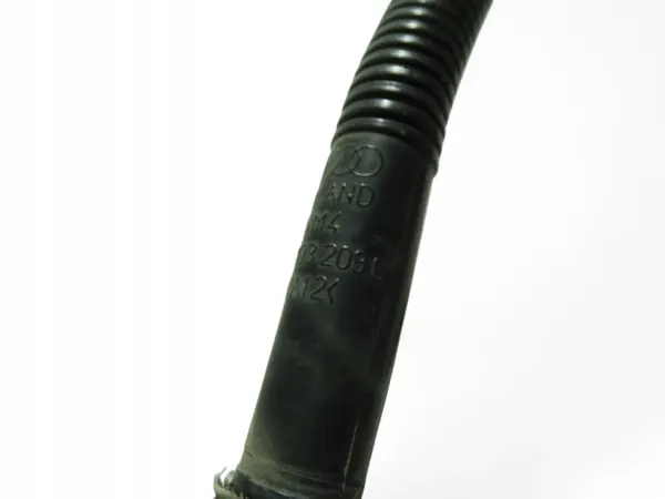 Mangueira de purga Audi A7 Sportback OEM 059103209C image 4