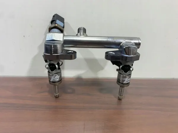 Juego de inyectores Subaru Outback OEM 368F13K31A image 2