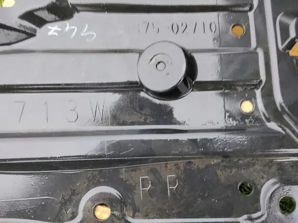 Front Right Wheel Arch Toyota Corolla E21 Kombi OEM image 10