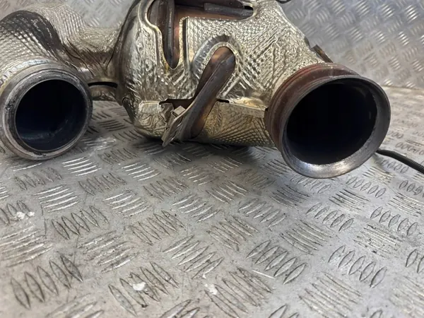 E-Class W213 2018-2023 2.0 CDI Particulate Filter Catalytic Converter A6541400013 image 4