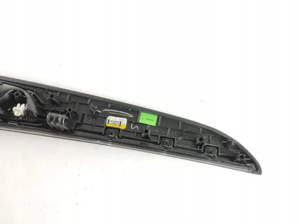 Mercedes-Benz GLE Bakdörrsbeklädnad OEM RZV57471 image 4