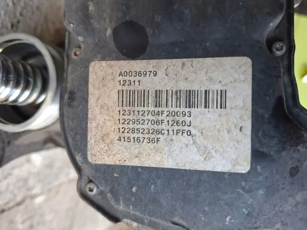 AV613D070VE Dirección Eléctrica para Ford C-Max image 4