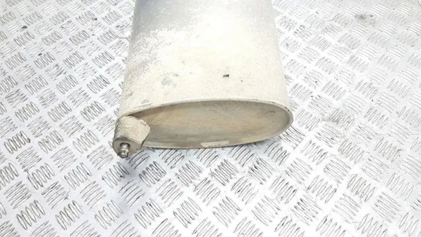 Silenciador Volvo OE usado OEM 305992 para V60 2.0L image 3