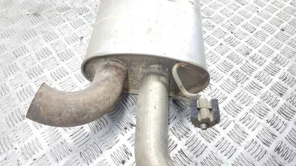 Silenciador Volvo OE usado OEM 305992 para V60 2.0L image 5