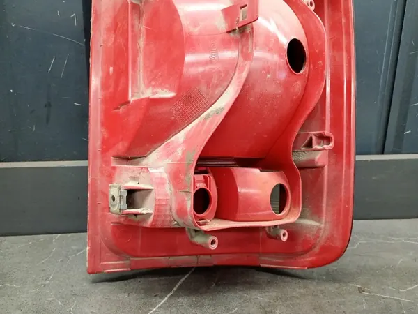 Volkswagen OE 2H1945095C Luz Trasera Izquierda image 9