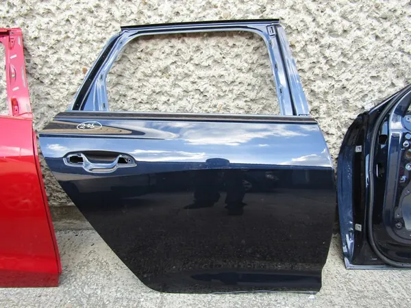 Audi A6 C8 höger bakdörr image 2