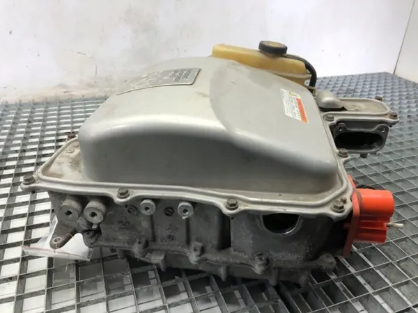 Inversor OEM G9200-47121 para Toyota Prius II image 4