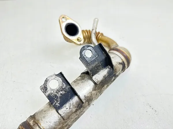 2005 Toyota Avensis T250 Refroidisseur EGR MTL18445 image 3