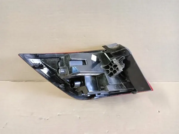 Luz Trasera Derecha Seat Leon III 5F9 Kombi LED 16- OEM image 2