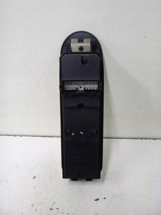 Window Switch Mitsubishi Space Star OE MR740599 image 3