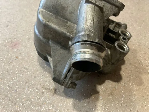 BMW Oliefilterbasis OEM 7850293 voor M4 F82/F83 image 3