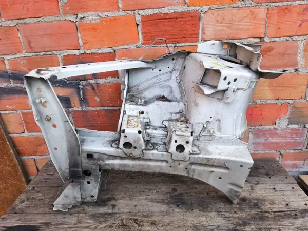 Nissan Juke LIFT 2014 1.5 dci Oikea Takaosa OEM image 3