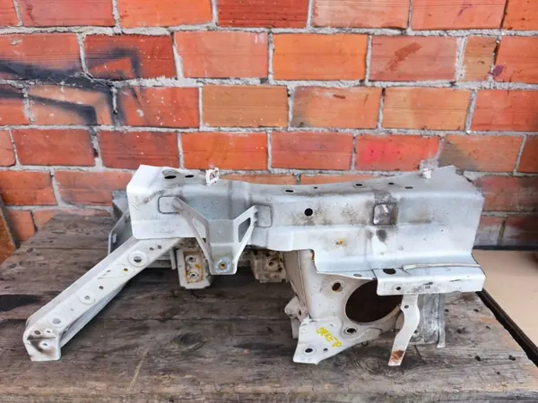 Nissan Juke LIFT 2014 1.5 dci Oikea Takaosa OEM image 5