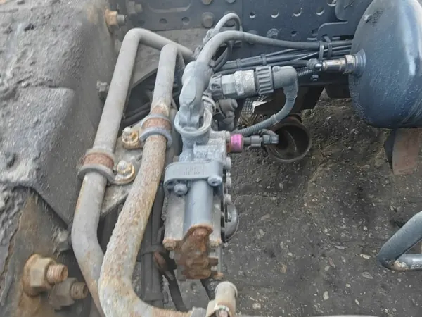 Válvula ECAS suspensión Iveco S-WAY usada image 3